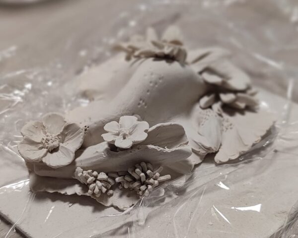 13 Juillet 2026 : Petit pastillage avec Michel Maillot (45 ans à la Manufacture de Sèvres)